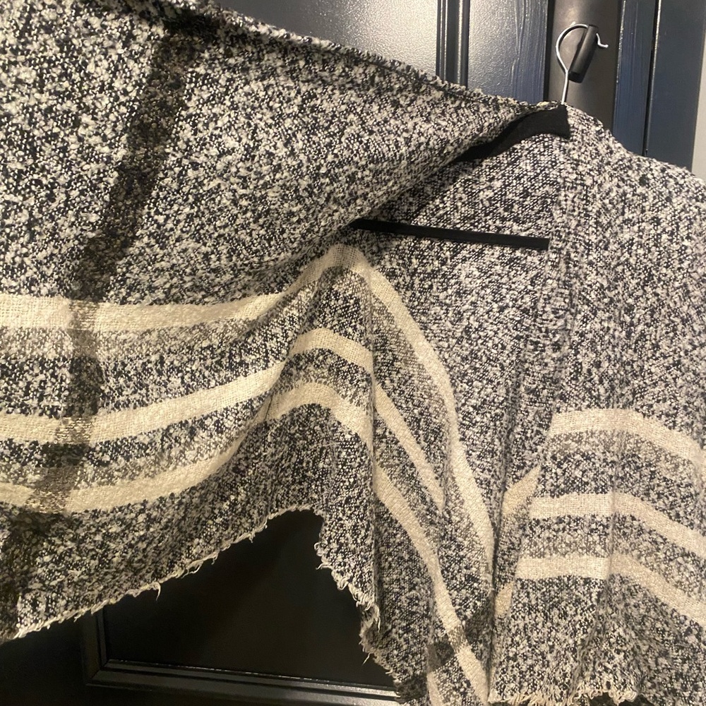 Winter wrap - Picture 2 of 3